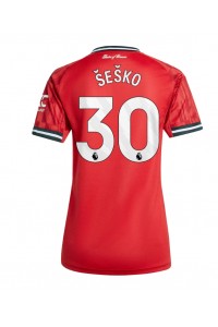 Manchester United Benjamin Sesko #30 Jalkapallovaatteet Naisten Kotipaita 2025-26 Lyhythihainen